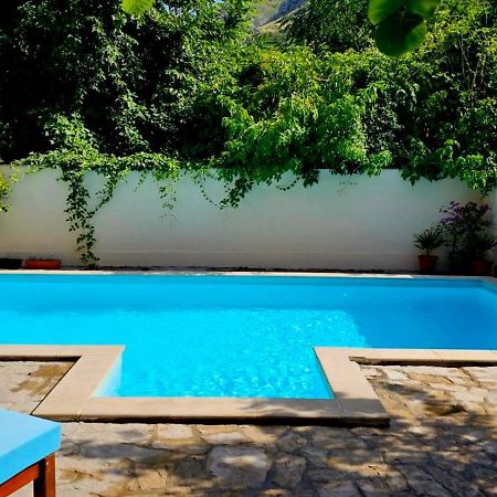 Lovely House With Swimming Pool Мостар Экстерьер фото